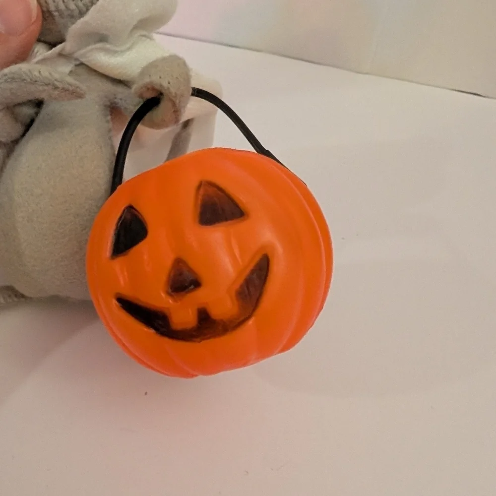 Annalee Halloween Mouse Figurine with Pumpkin Pail - 7 inches